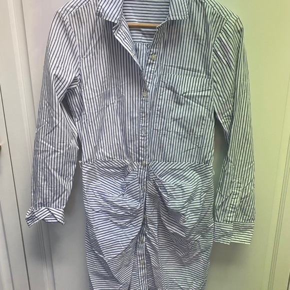 Gap Shirtdress navy white stripe gathered front women’s - Picture 1 of 2